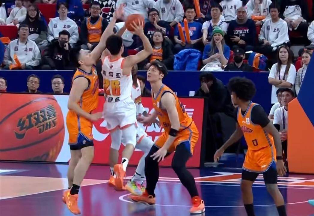 bet365_包含冠军争夺进入关键期，辽宁广东全力冲刺的词条